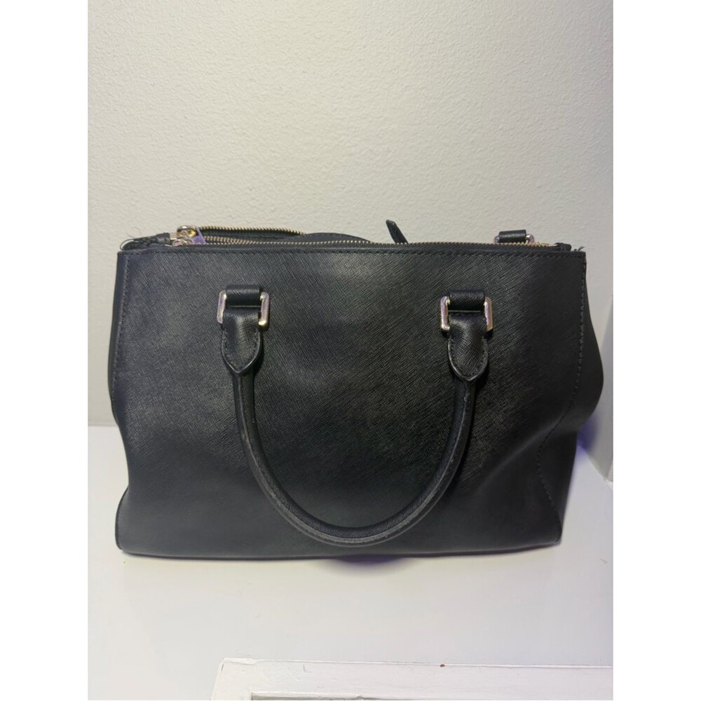 Michael Kors 2-way black bag. - Picture 2 of 16